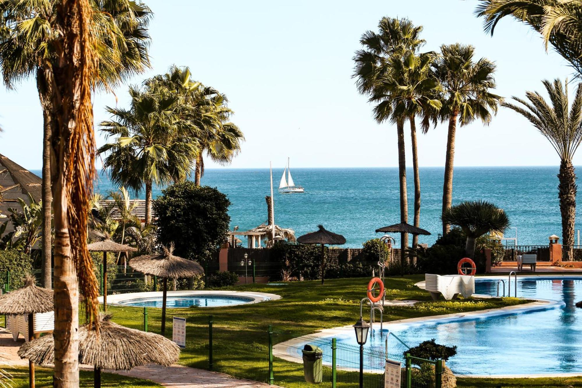 Cn-340 Suites Estepona Exterior foto